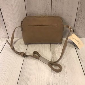 Small tan shoulder purse